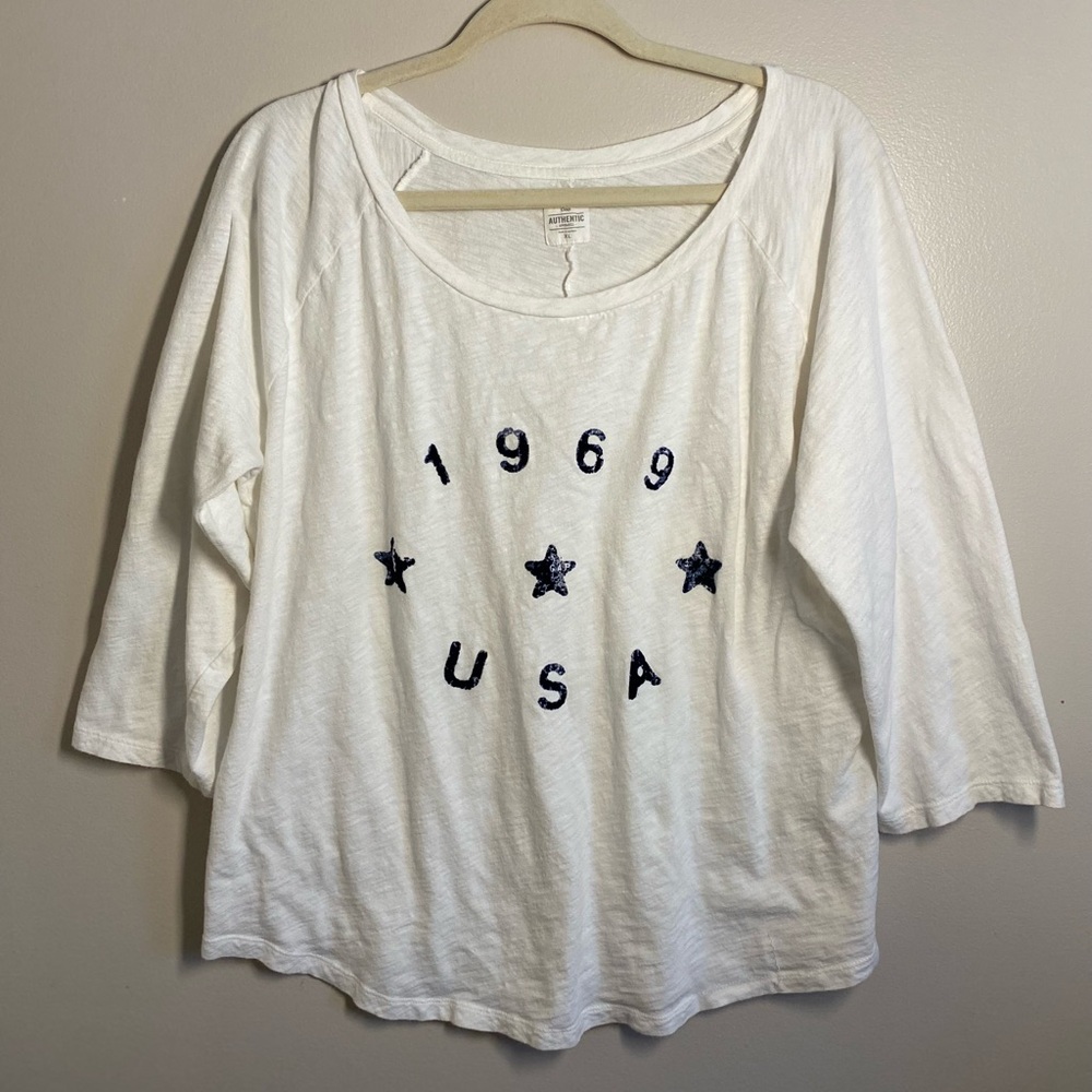 GAP White USA Graphic Long Sleeve Cotton Tee w Velvet Detail XL EUC 2013